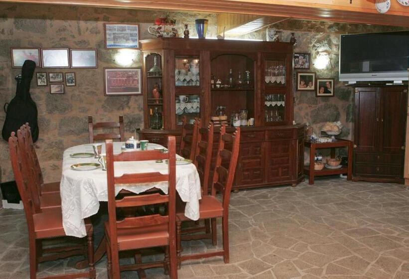 خانه 2 خوابه, Horta Do Zé Miguel