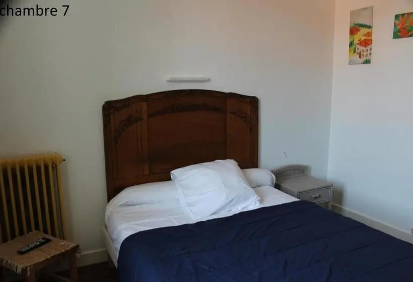 バス共有のスタンダードルーム, Hôtel Le Dervois