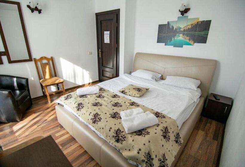 חדר סטנדרט עם מרפסת, Alpina Panoramic