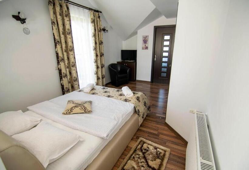 חדר סטנדרט עם מרפסת, Alpina Panoramic