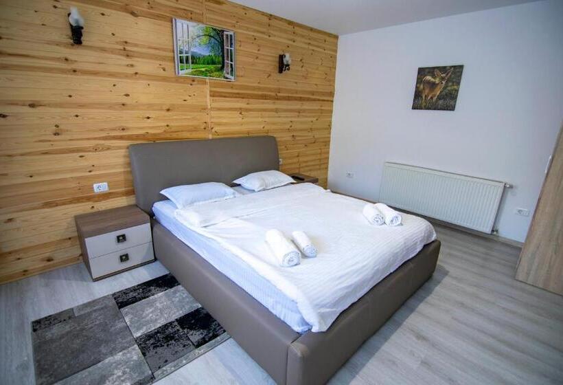 דירת חדר בקומת קרקע, Alpina Panoramic