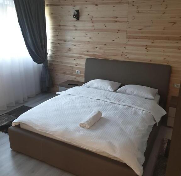 דירת חדר בקומת קרקע, Alpina Panoramic