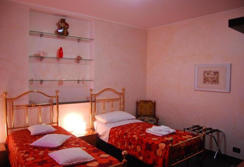 Chambre Standard Salle de Bains Commune, Casa Mama Guesthouse