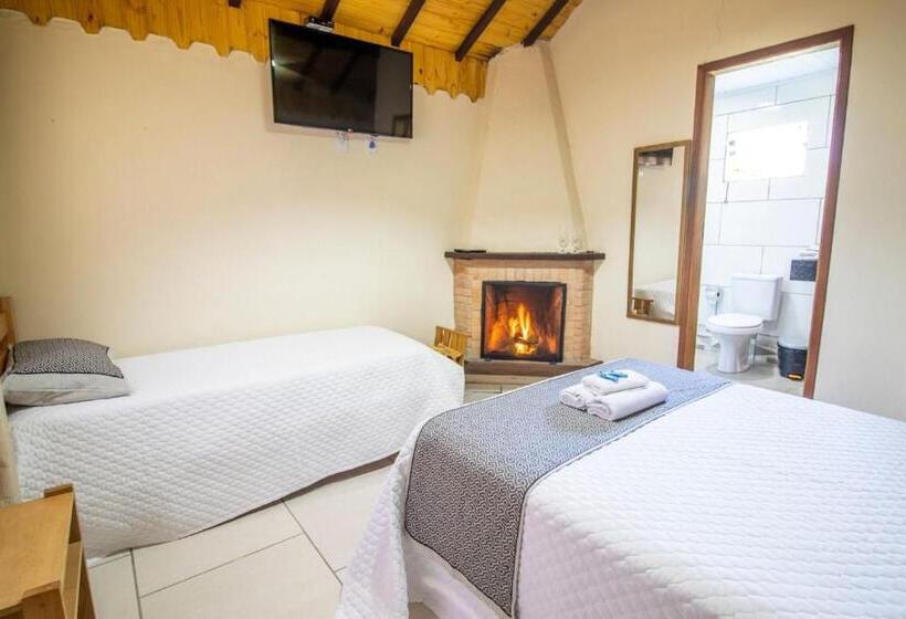 غرفة إقتصادية ثلاثية, Chalés Galinha Da Roça