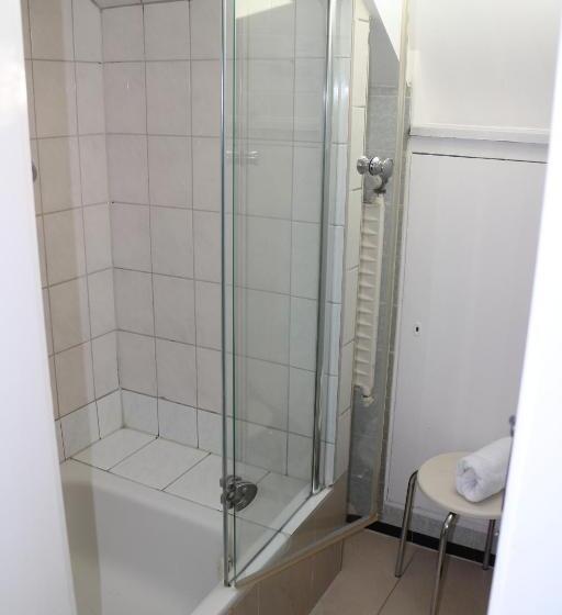 Quarto standart individual, Pension Graf