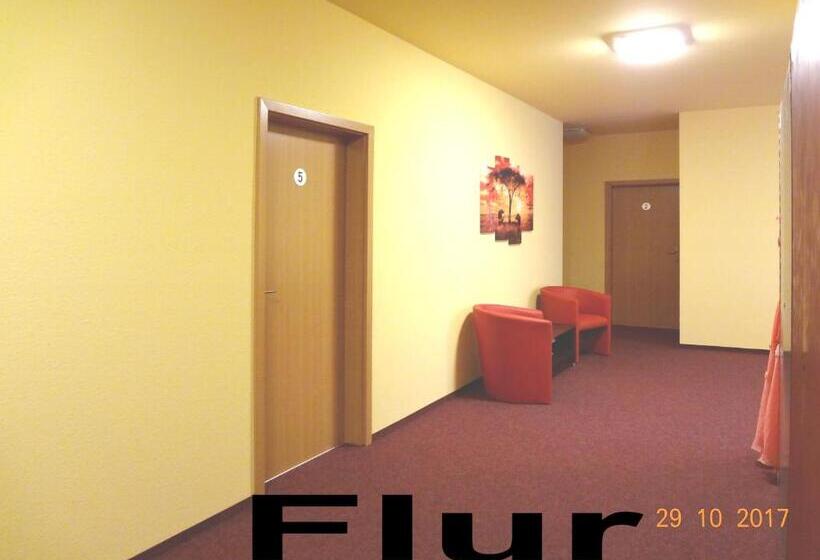 스탠다드 트리픔 룸 공동욕실, Ferienwohnung Direkt In Ilmenau