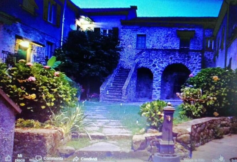 غرفة قياسية ثلاثية, B&b Alle Ortensie Blu