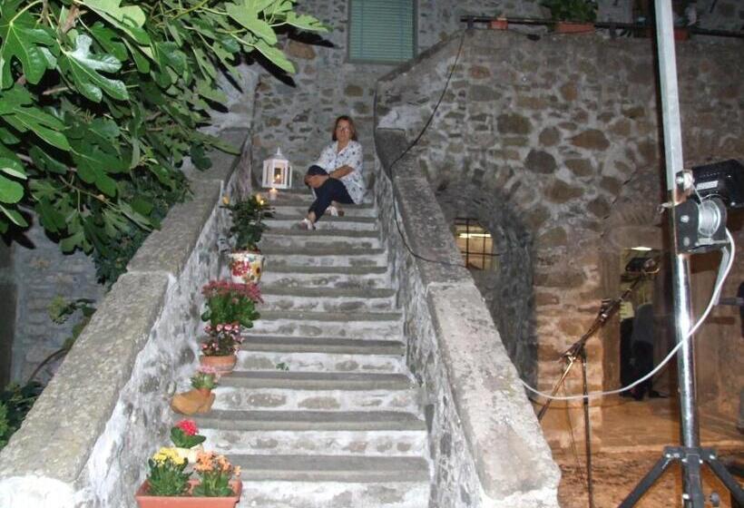 غرفة قياسية ثلاثية, B&b Alle Ortensie Blu