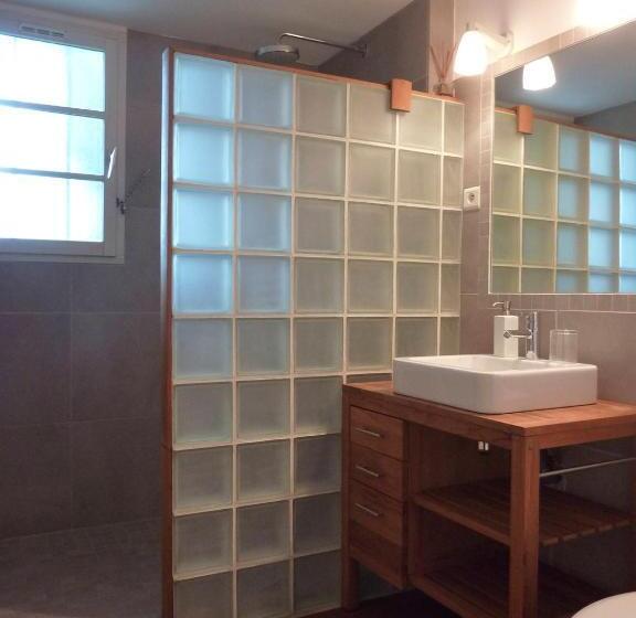 חדר סטנדרט, Montjoia