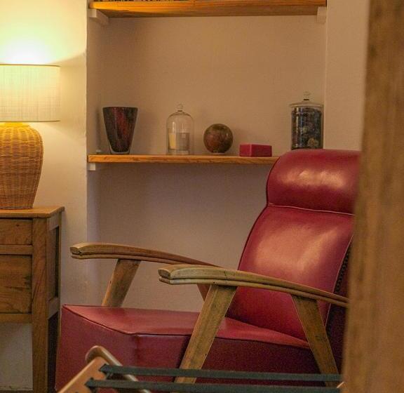 סוויטת 2 חדרי שינה, Montjoia