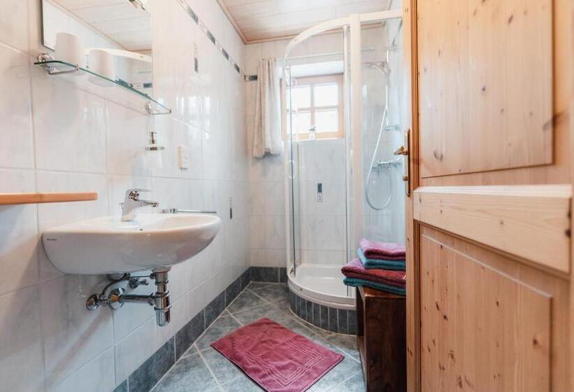 דירת חדר נוף לגינה, Biohof Teufel