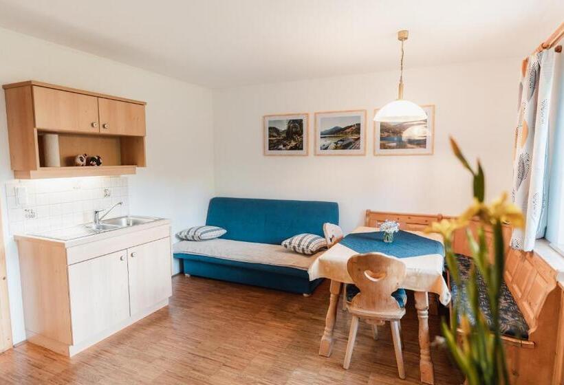 דירת חדר נוף לגינה, Biohof Teufel