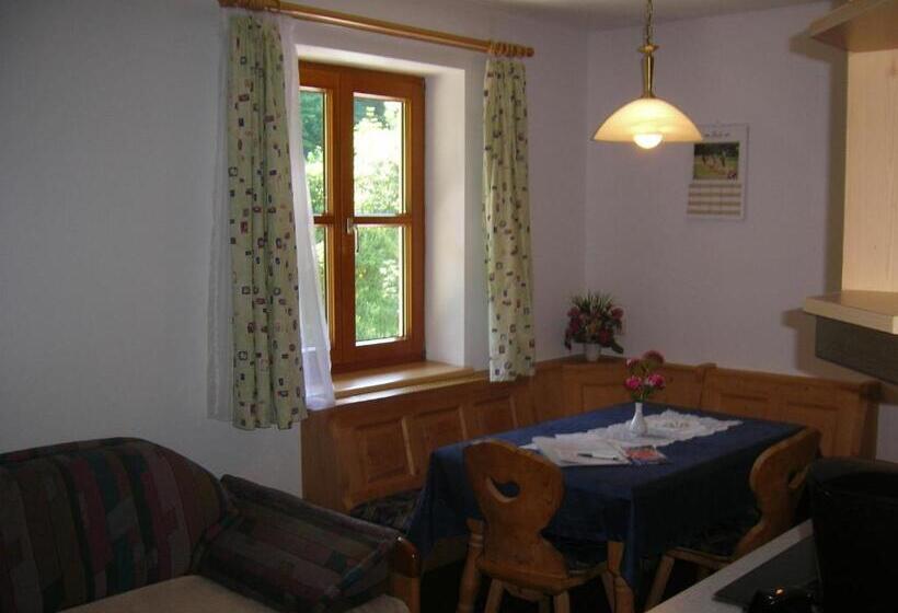 דירת חדר, Biohof Teufel