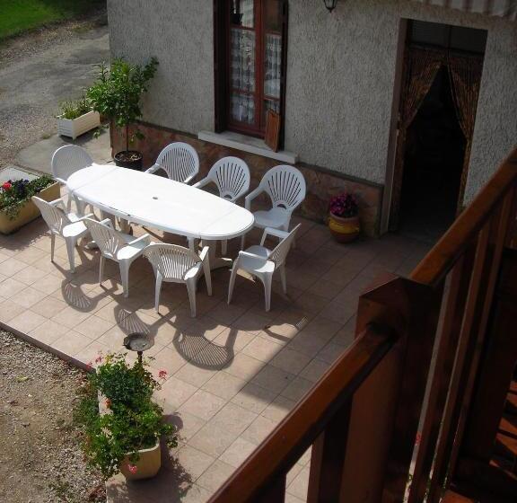 غرفة قياسية ثلاثية, La Bardelière