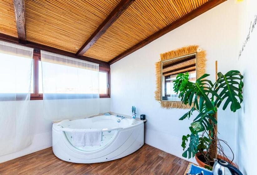 스탠다드 룸 킹사이즈 침대, Le Maschere B&b