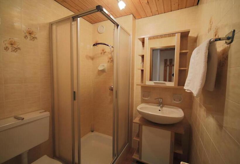 带2个卧室的公寓, Gästehaus Lienharterhof