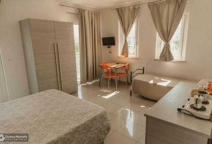 استودیوی استاندارد, Residence Le Stelle