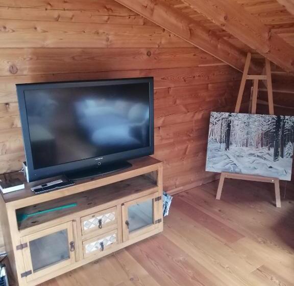 جناح جونيور, Chalet Mund