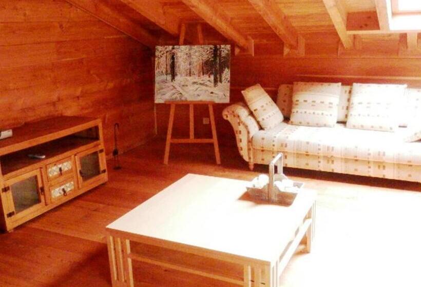 جناح جونيور, Chalet Mund