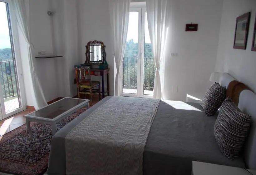 スタンダードトリプルルーム, La Masseriola Agriturismo