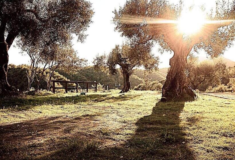 غرفة عائلية مطلّة علي الجبل, La Masseriola Agriturismo