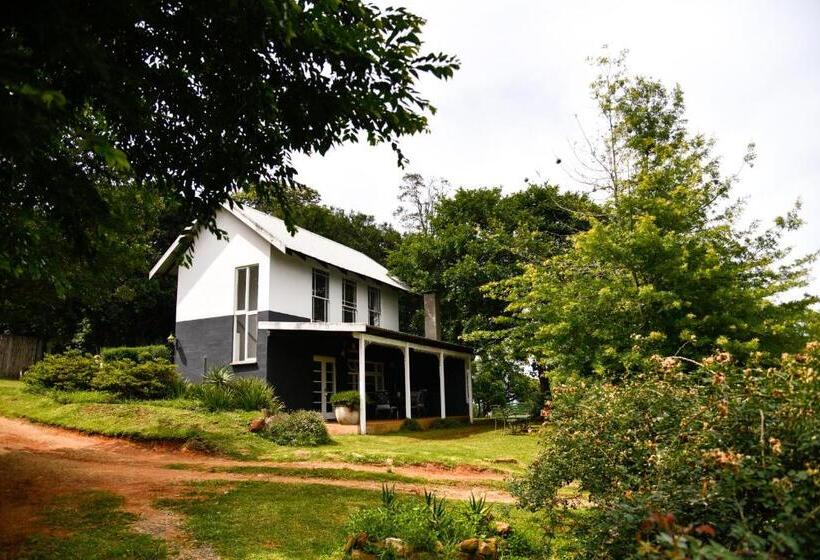 マウンテンビューファミリールーム, The Knoll Historic Guest Farm