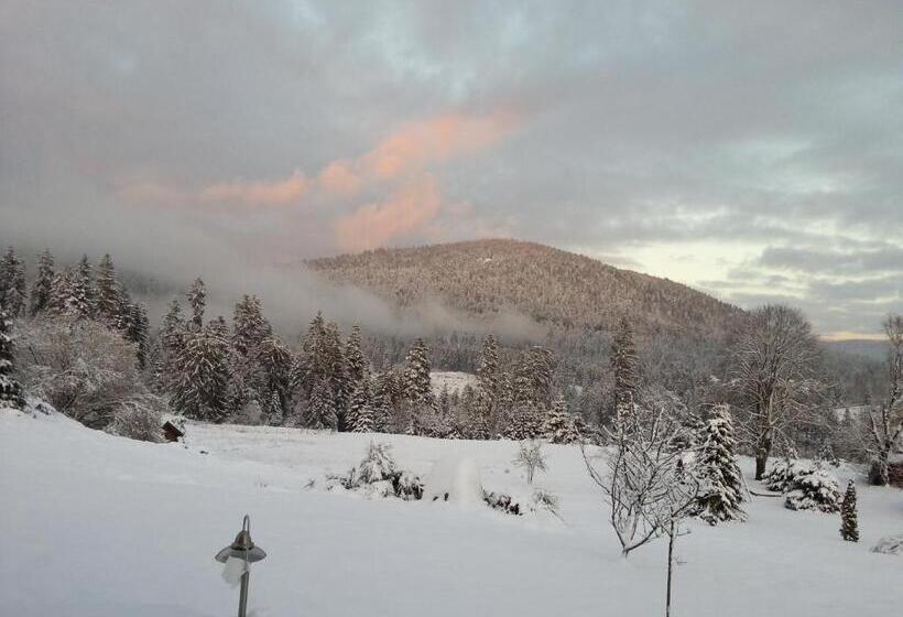 غرفة أساسية, B&b Chalet L Epinette