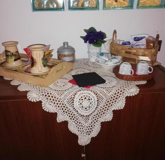 غرفة قياسية, Le Stanze Di Rosa