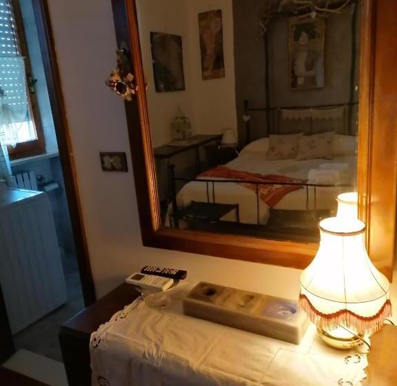 غرفة قياسية مع حمام خارجي, Le Stanze Di Rosa