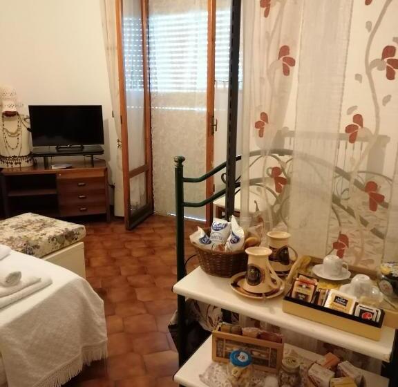 غرفة قياسية, Le Stanze Di Rosa