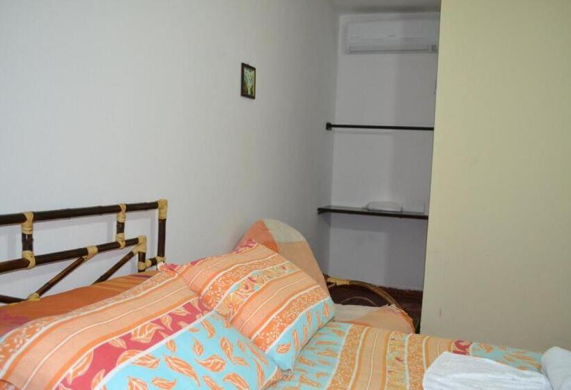 Quarto Deluxe, Pousada Rosa Dos Ventos