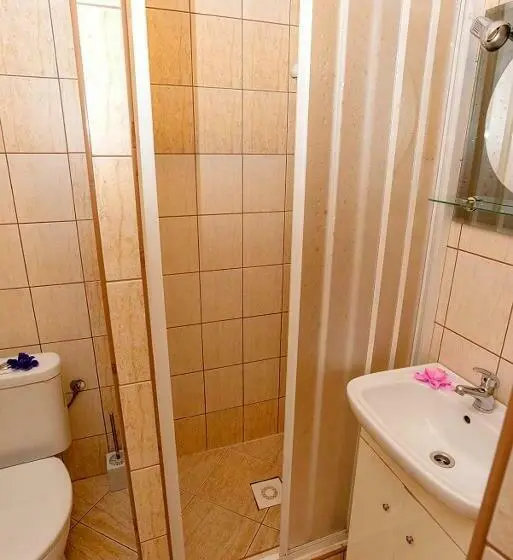 استودیوی استاندارد, Privát U Mara