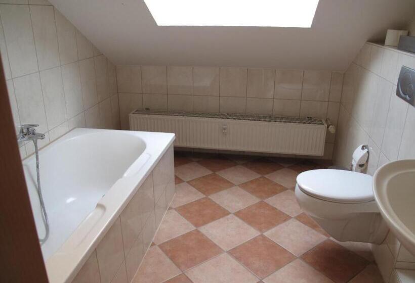 스위트, Pension Appartementhaus Central