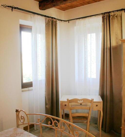 Номер Стандарт Вид на Горы, Agriturismo Fara