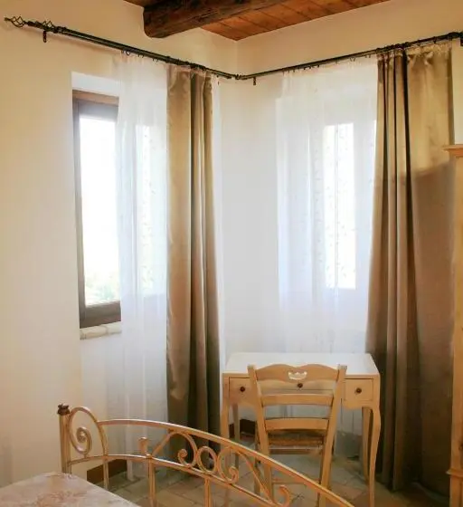マウンテンビュースタンダードルーム, Agriturismo Fara