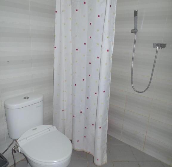 1 Sovrums Hus, Nusawiru Guest House