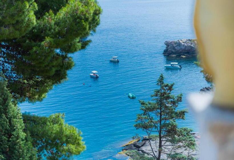 테라스가 있는 2 베드룸 아파트, Tovimar Apartments