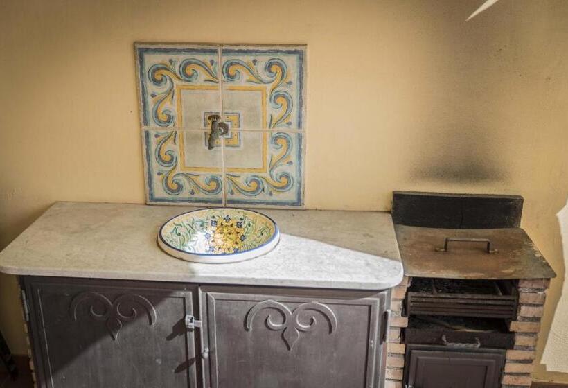 테라스가 있는 2 베드룸 아파트, Tovimar Apartments