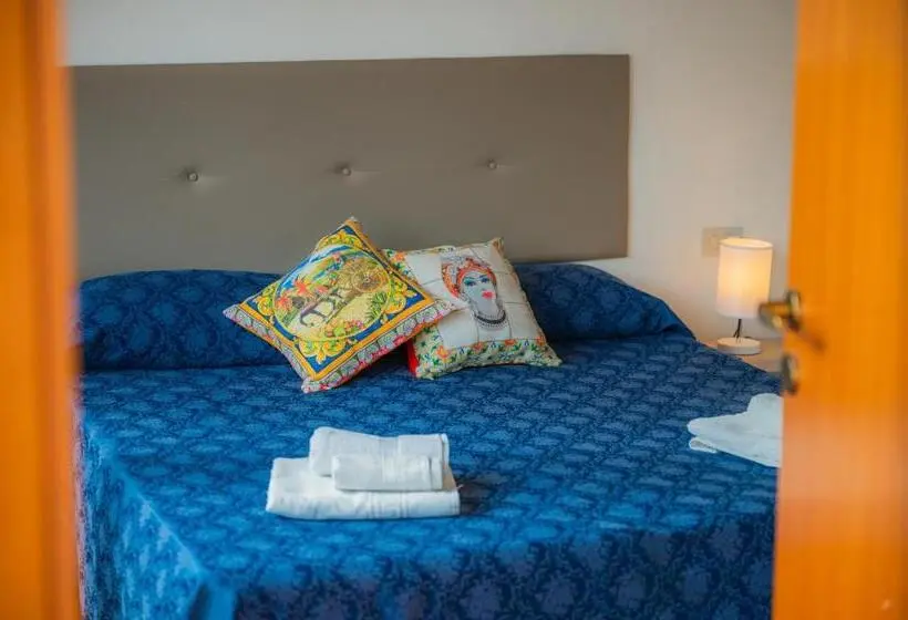 バルコニー付2ベッドルームアパートメント, Tovimar Apartments