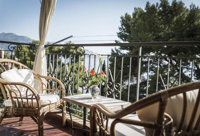 발코니가 있는 2 베드룸 아파트, Tovimar Apartments