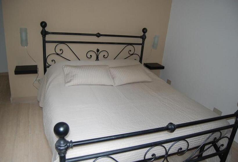 Standard room with outdoor bath, Arena Alfieri B&b