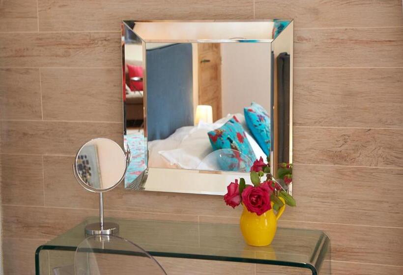 Люкс с Террасой, La Grande Maison De Nans