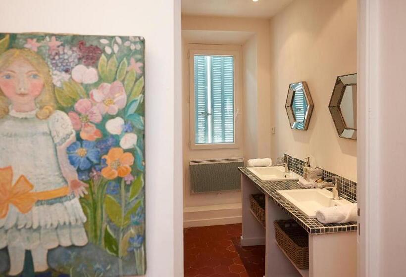 Люкс, La Grande Maison De Nans