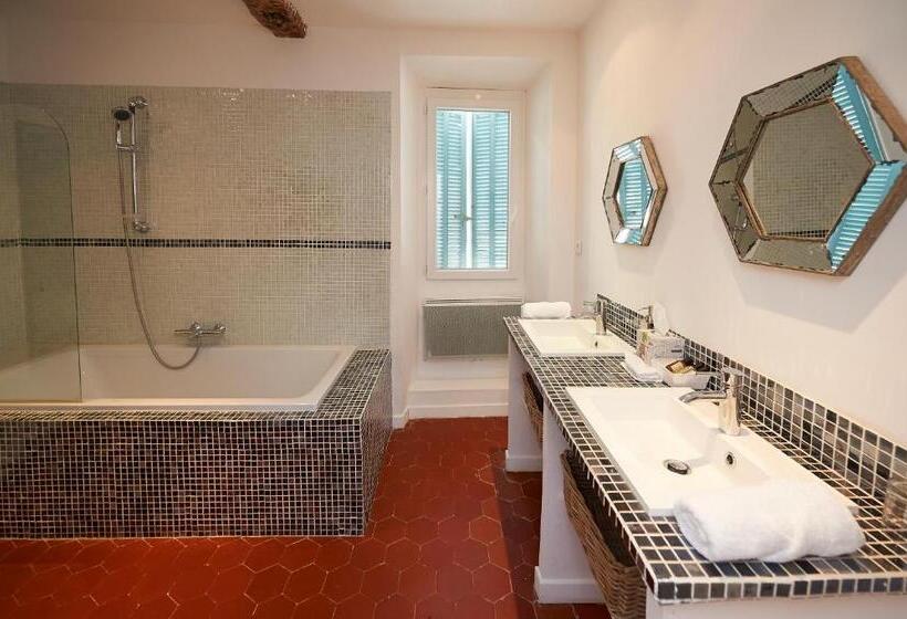 Люкс, La Grande Maison De Nans