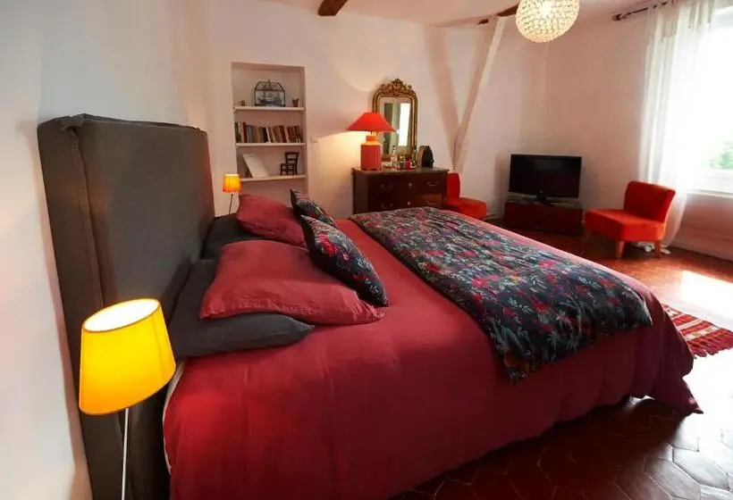 コンフォートルーム, La Grande Maison De Nans