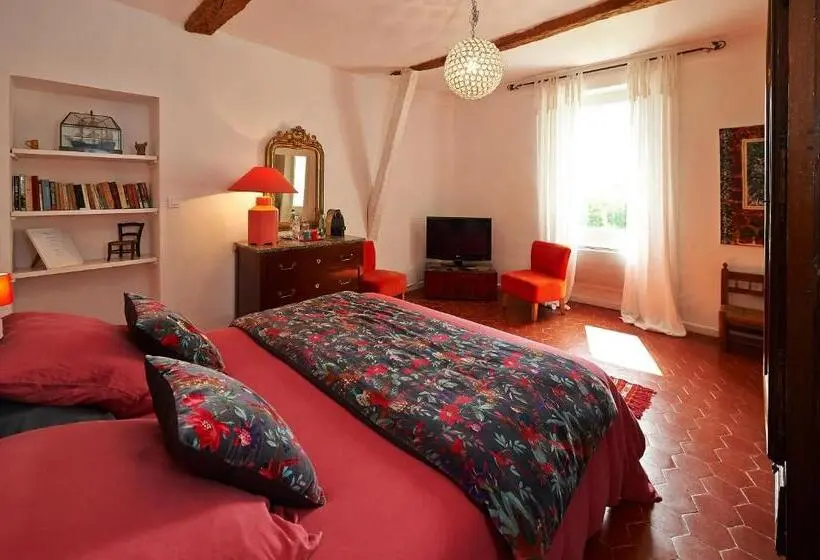 コンフォートルーム, La Grande Maison De Nans