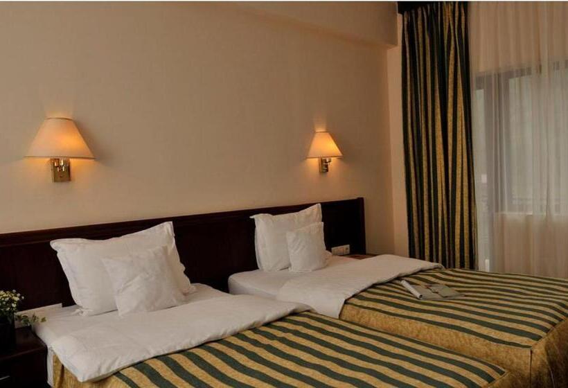 스탠다드 룸, Zan