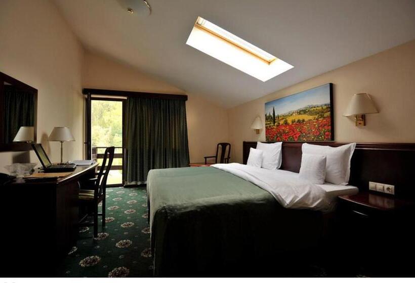 스탠다드 룸, Zan