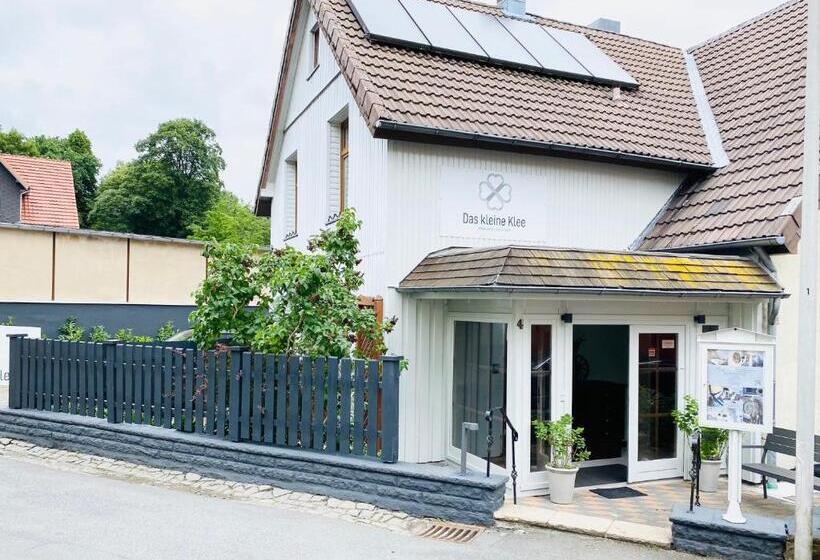 חדר סטנדרט, Das Kleine Klee