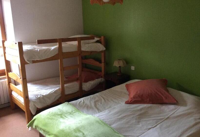 غرفة أساسية رباعية, Chambres D Hôtes   Domaine De La Grangeotte